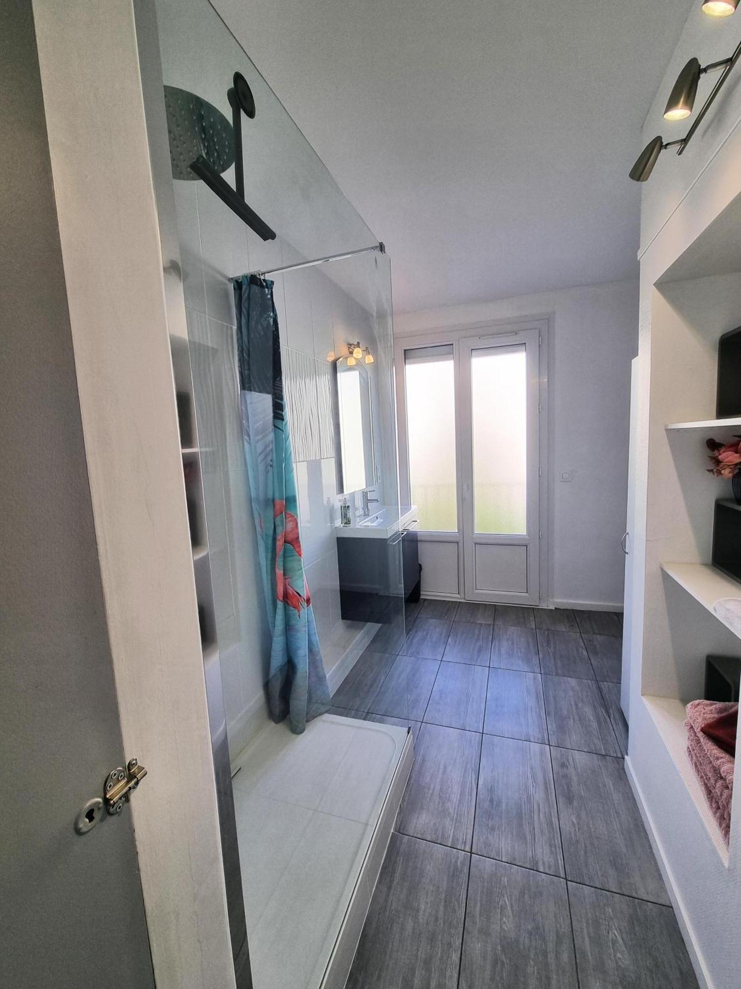 6 Appartements Et 4 Adresses A Mi-Chemin Entre Le Vieux Port Et L Ile De Re La Rochelle  Buitenkant foto